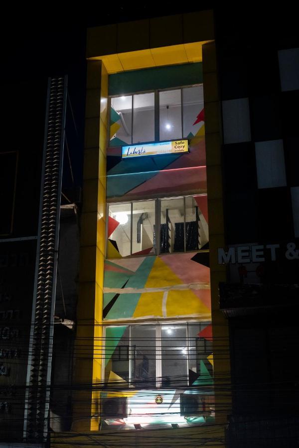 Liberta Hostel Bangkok Eksteriør bilde